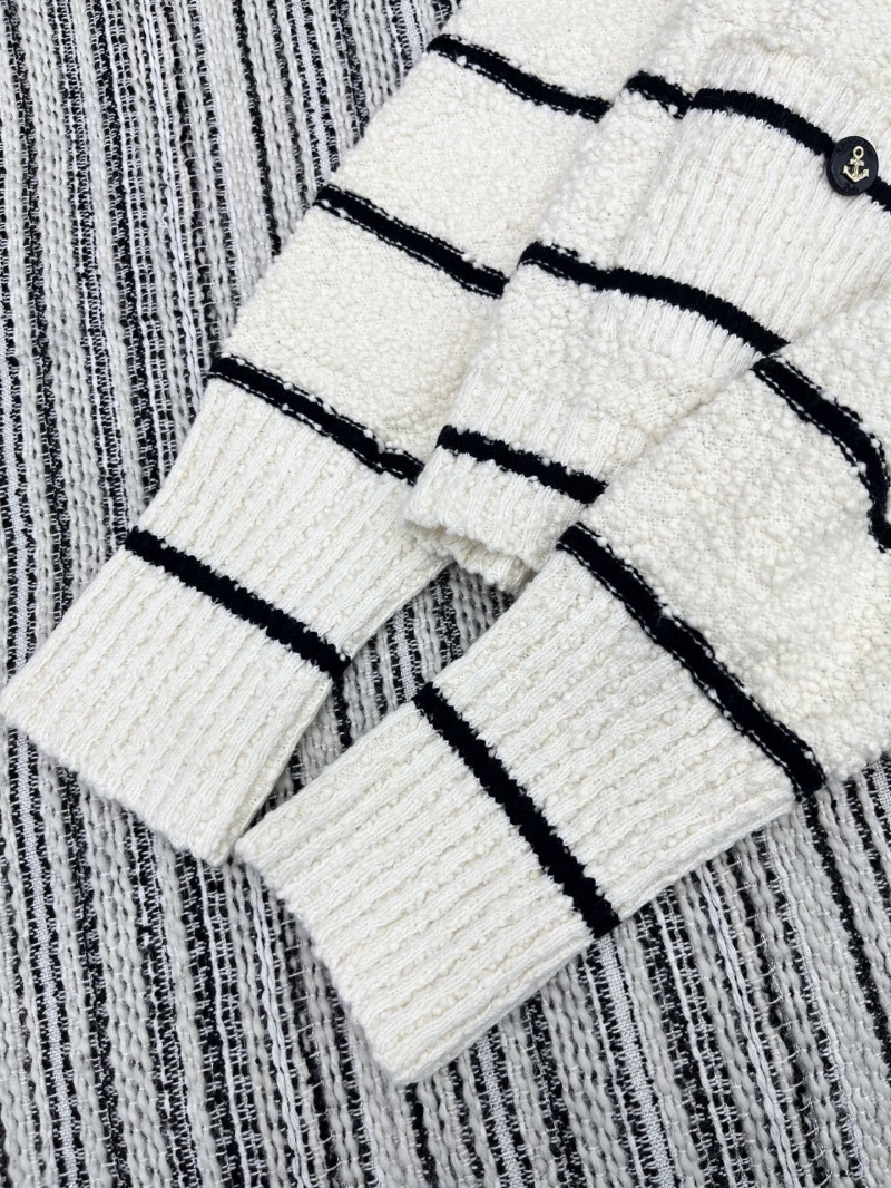 chr1st1an D10r sweaters